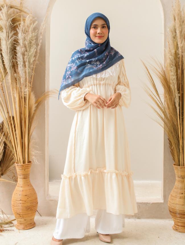 Dira Long Tunic Cream Hijab.id
